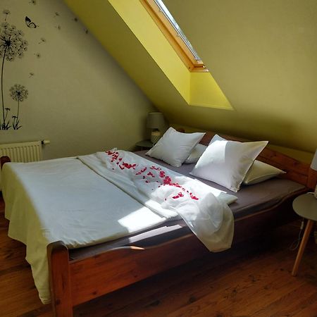Hotel Jaun-Ievinas Rauna Exteriér fotografie