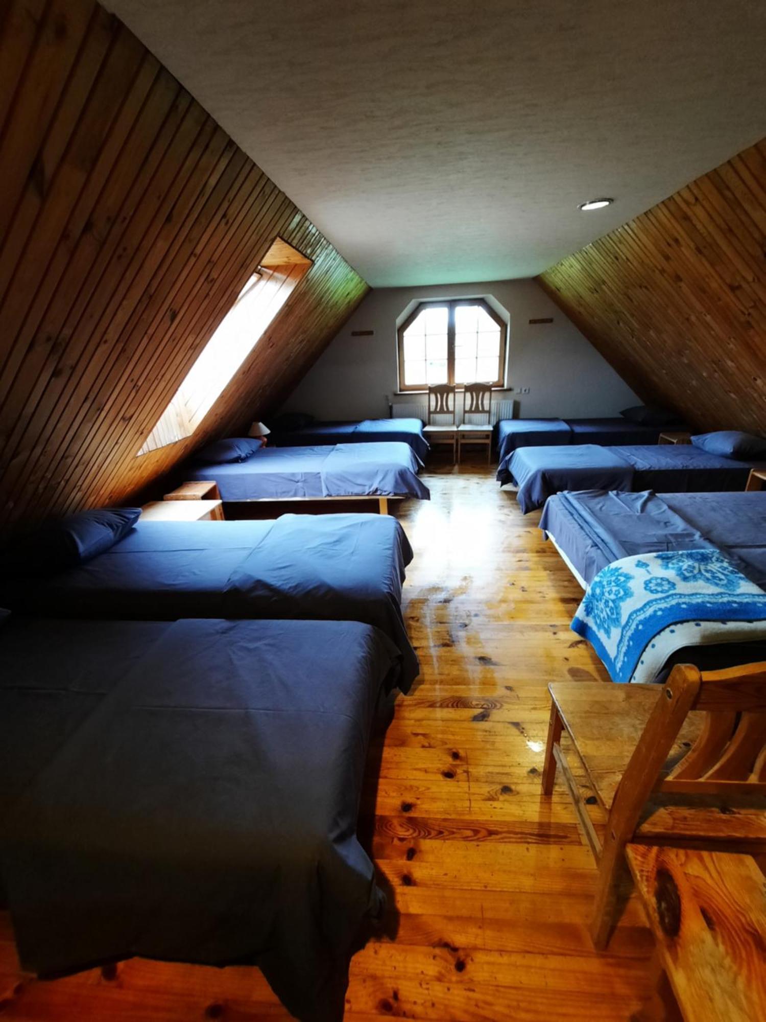 Hotel Jaun-Ievinas Rauna Exteriér fotografie