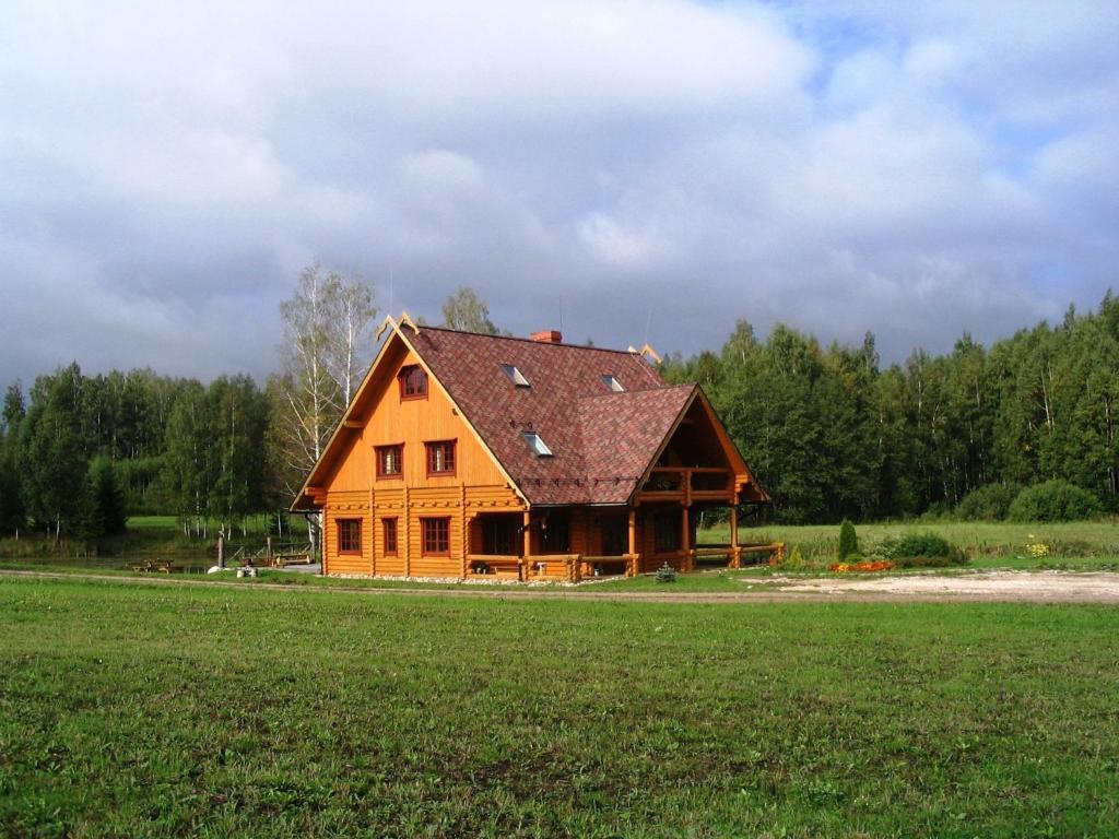 Hotel Jaun-Ievinas Rauna Exteriér fotografie