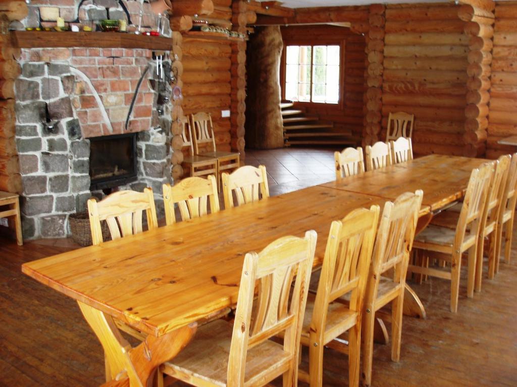Hotel Jaun-Ievinas Rauna Exteriér fotografie