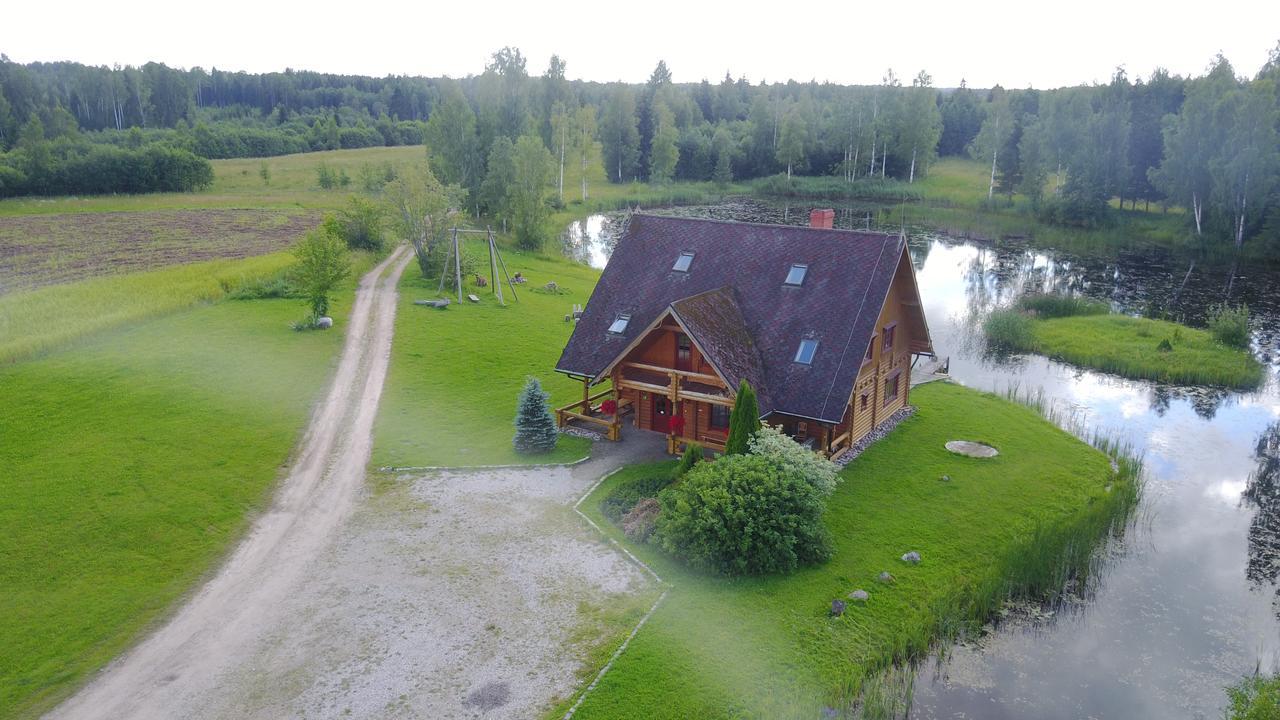 Hotel Jaun-Ievinas Rauna Exteriér fotografie
