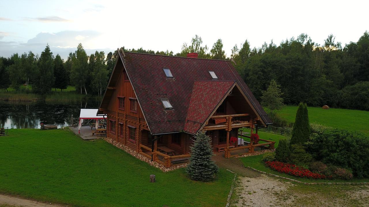 Hotel Jaun-Ievinas Rauna Exteriér fotografie