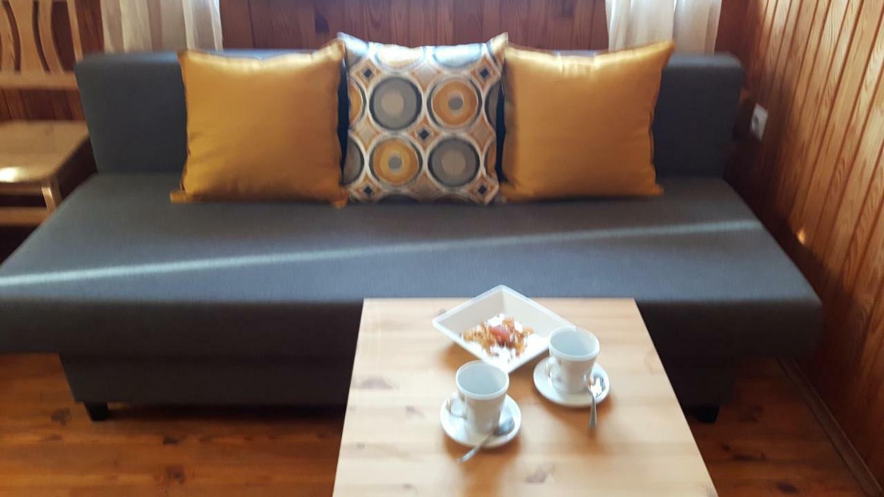 Hotel Jaun-Ievinas Rauna Exteriér fotografie